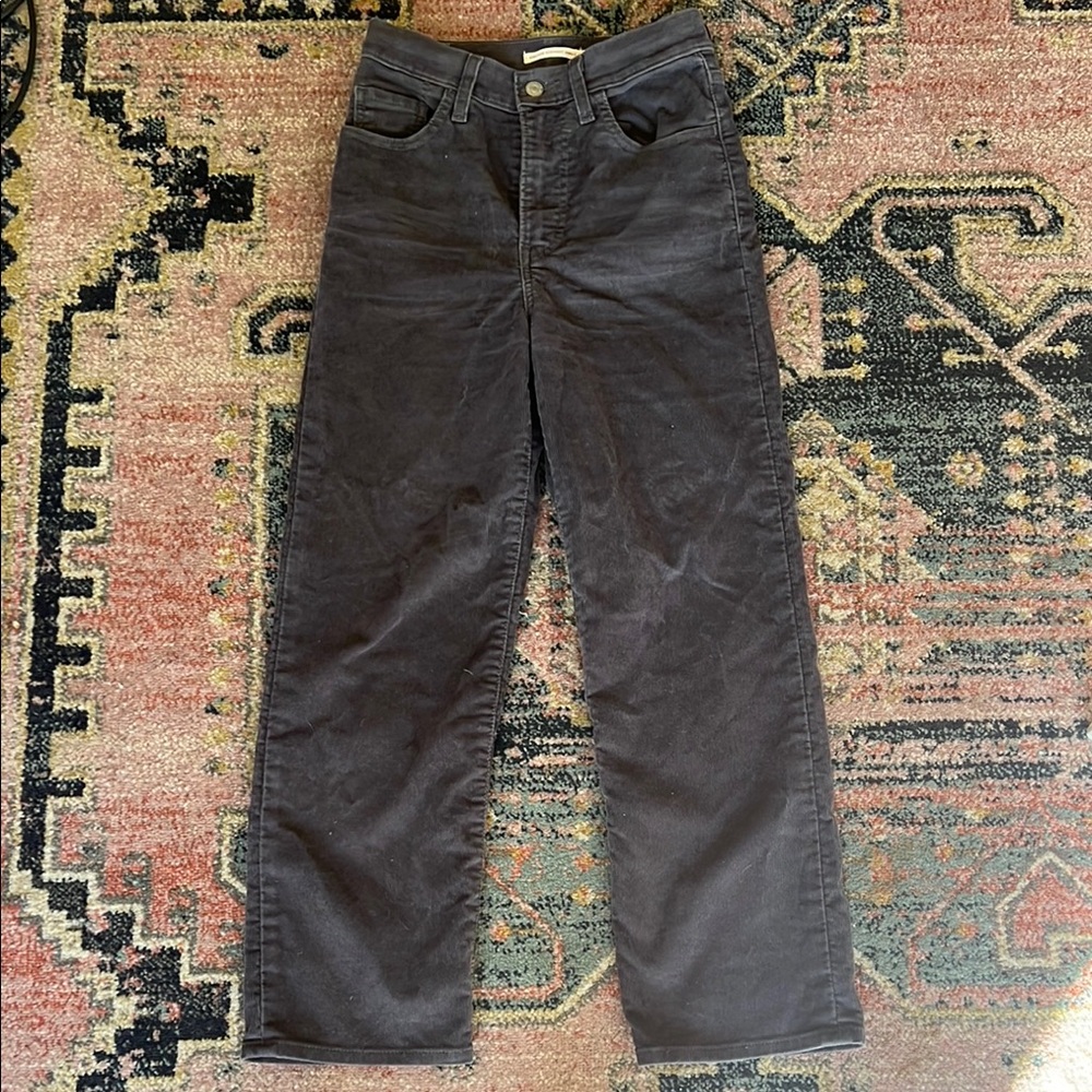 Levi’s ribcage straight ankle Jean
